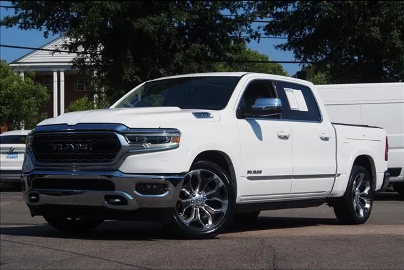2023 Ram 1500 Limited photo 1