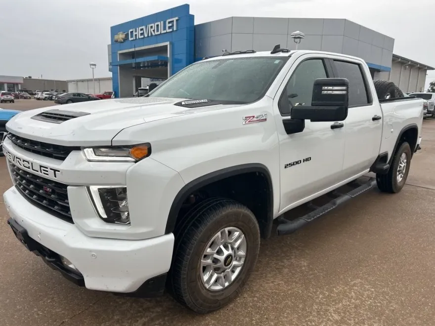 2021 Chevrolet Silverado 2500HD LT photo 1