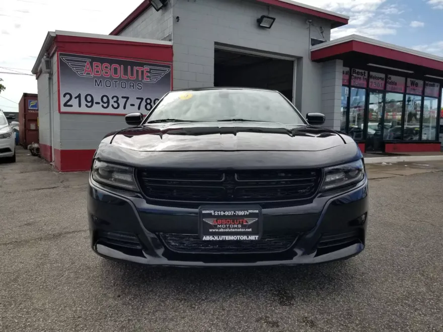 2016 Dodge Charger SE photo 1