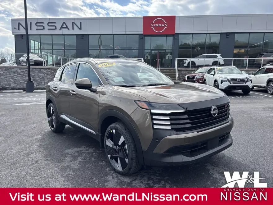 2025 Nissan Kicks SR photo 1