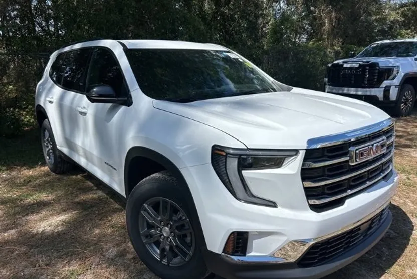 2025 Gmc Acadia Elevation photo 1