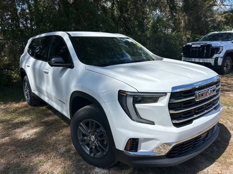 2025 Gmc Acadia Elevation photo 1