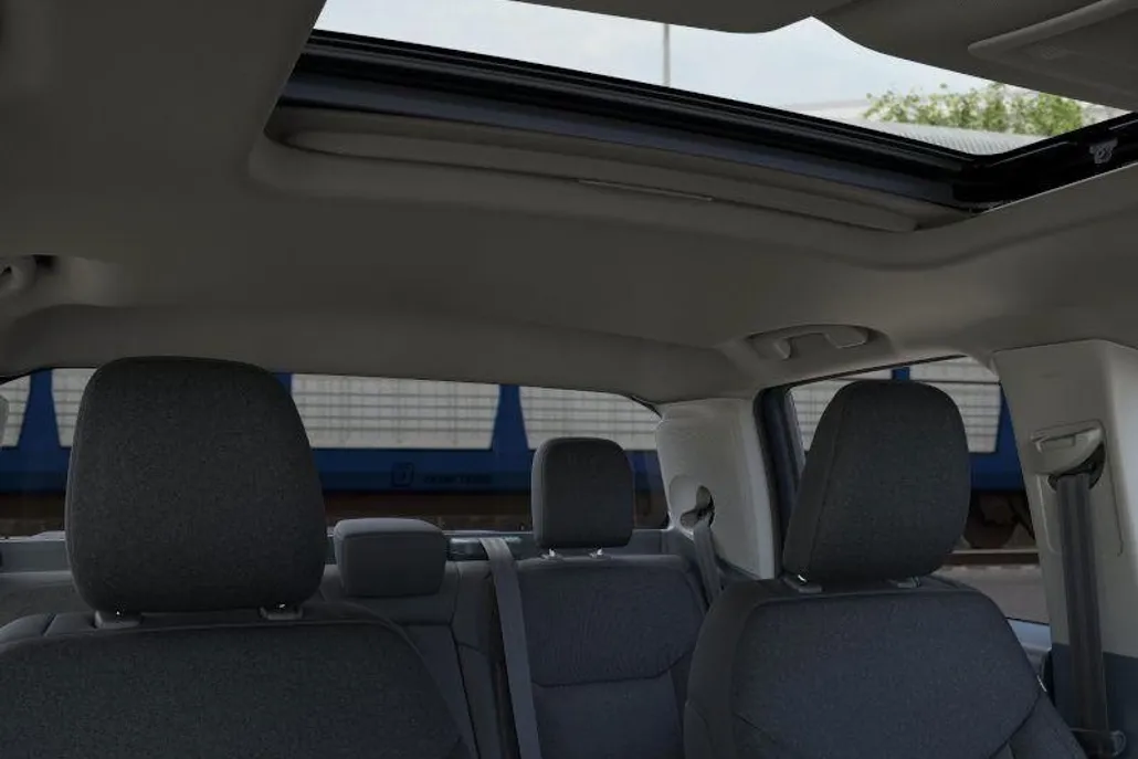 2025 Ford Maverick XLT photo 1