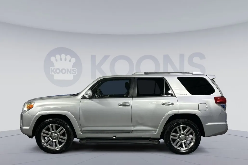 2010 Toyota 4Runner Limited photo 1