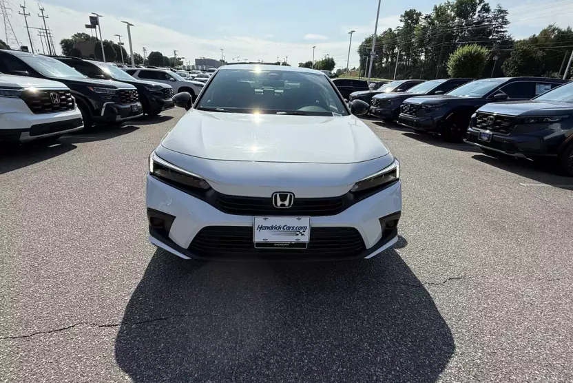 2024 Honda Civic Sport photo 1