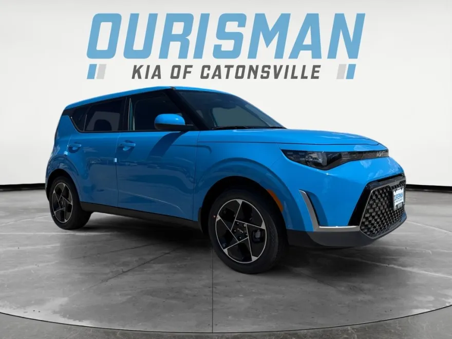 2025 Kia Soul EX photo 1