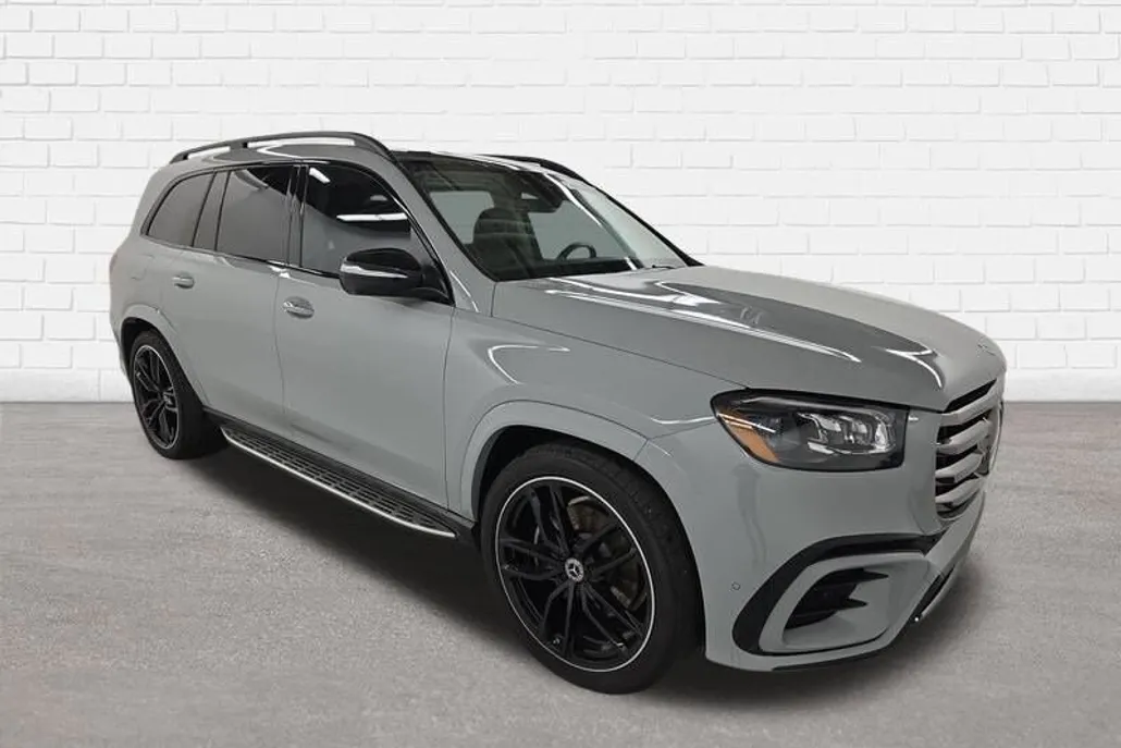2024 Mercedes Benz GLS 580 4MATIC photo 1