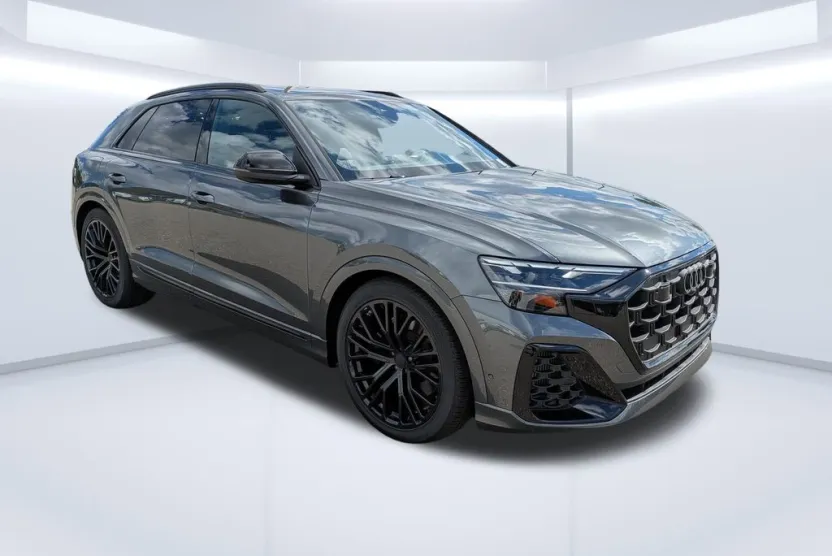 2026 Audi SQ8 Premium Plus photo 1