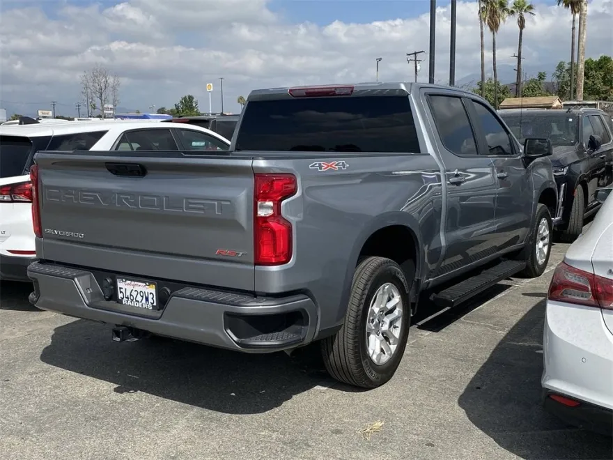 2023 Chevrolet Silverado 1500 RST photo 1