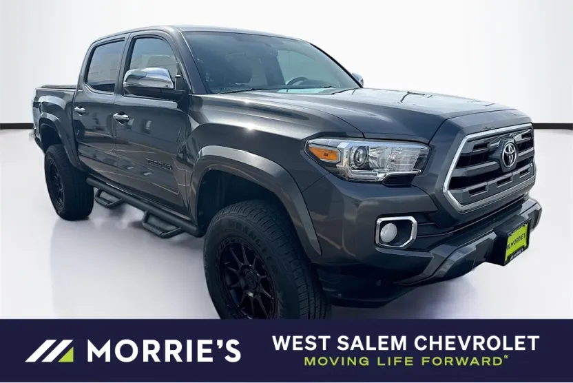 2017 Toyota Tacoma Limited photo 1