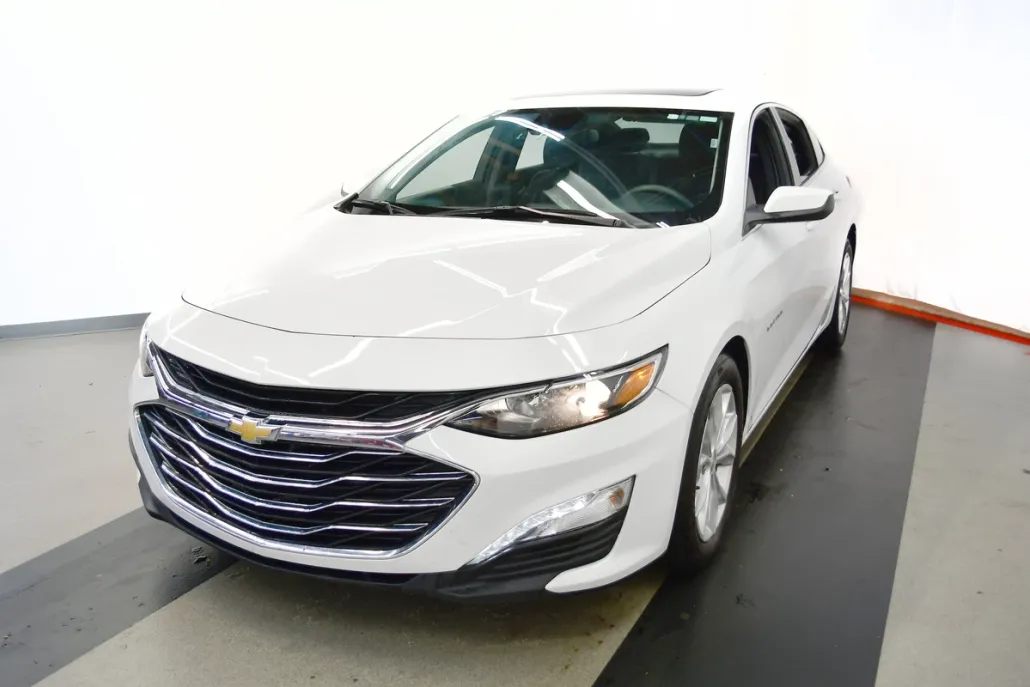 2024 Chevrolet Malibu 1LT photo 1