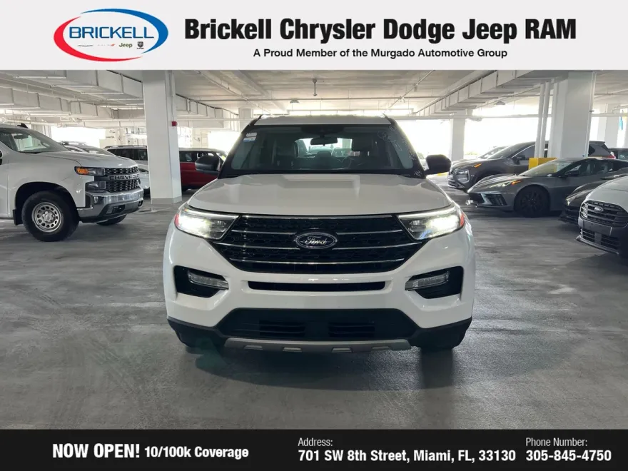 2023 Ford Explorer XLT photo 1