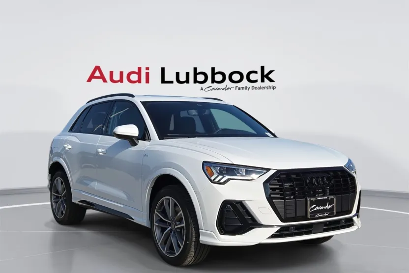 2025 Audi Q3 45 TFSI S line Premium photo 1