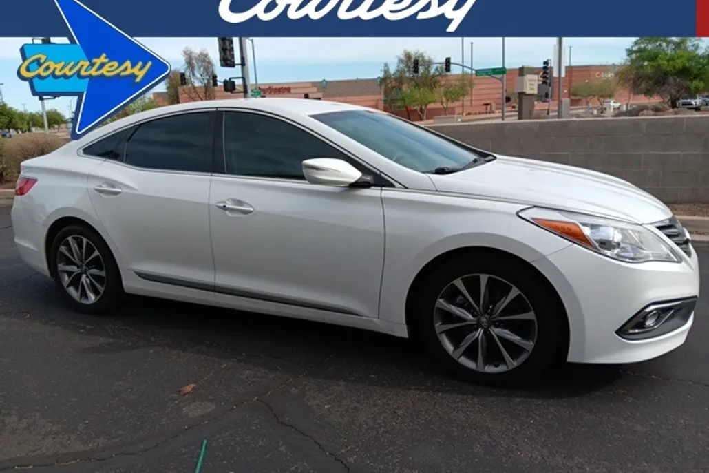 2017 Hyundai Azera Base photo 1
