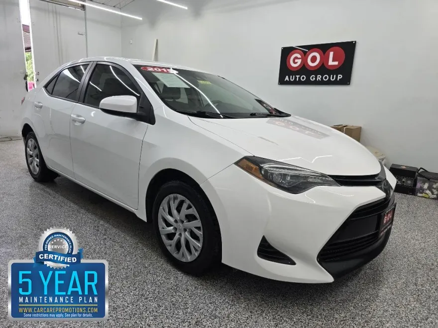 2019 Toyota Corolla XLE XSE photo 1