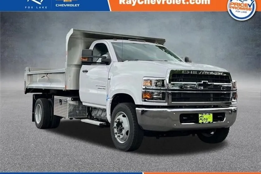 2024 Chevrolet Silverado 5500HD Work Truck photo 1