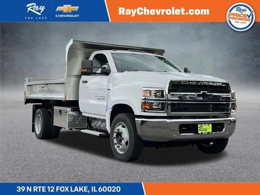 2024 Chevrolet Silverado 5500HD Work Truck photo 1