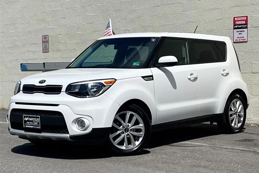 2019 Kia Soul Plus photo 1