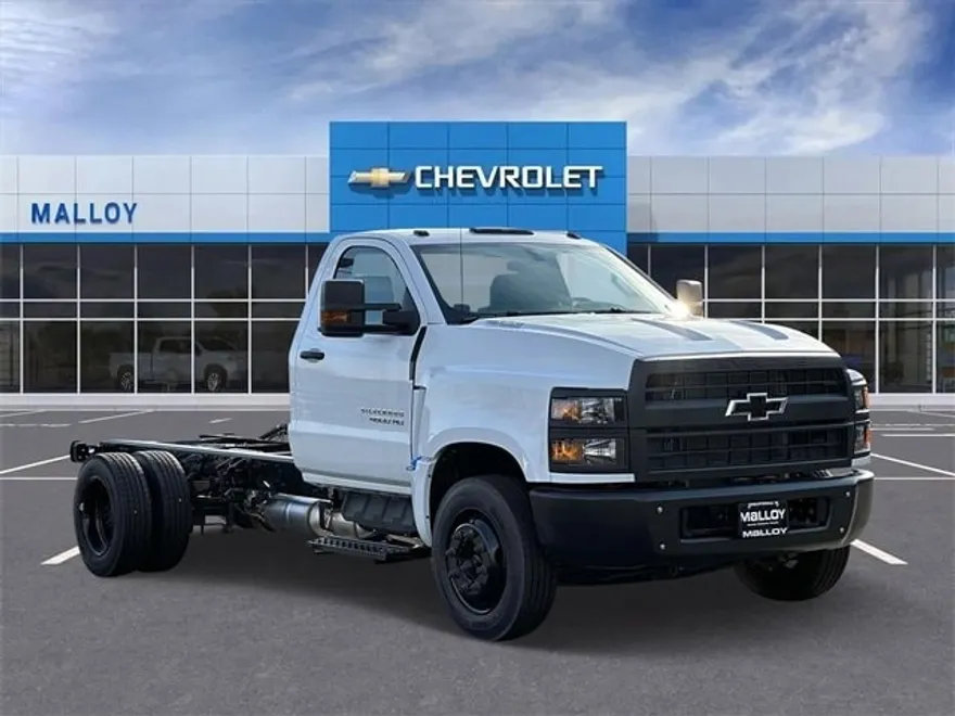 2024 Chevrolet Silverado 4500HD Work Truck photo 1