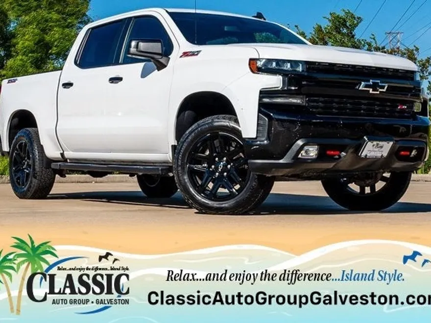 2022 Chevrolet Silverado 1500 LT Trail Boss photo 1