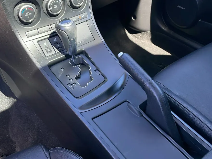 2013 Mazda Mazda3 Grand Touring photo 1