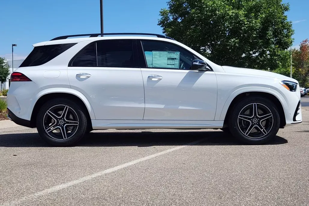 2026 Mercedes Benz GLE 350 4MATIC photo 1