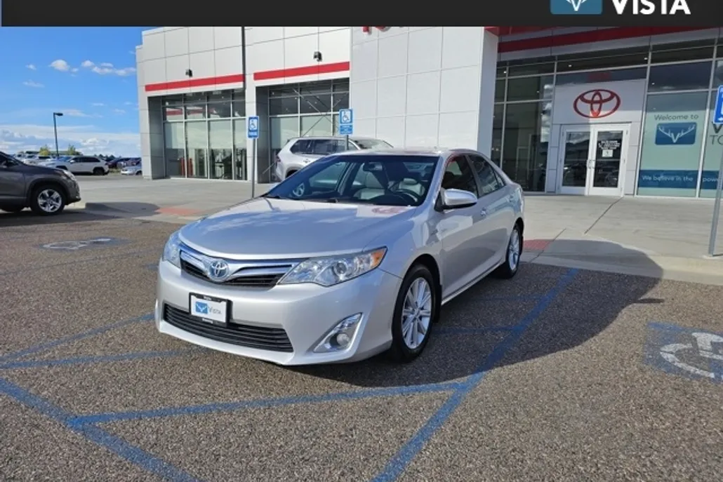 2012 Toyota Camry Hybrid XLE photo 1