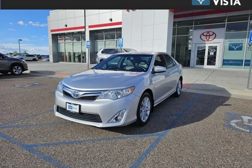 2012 Toyota Camry Hybrid XLE photo 1