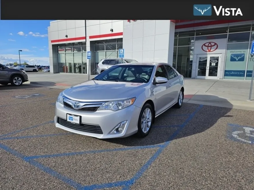 2012 Toyota Camry Hybrid XLE photo 1