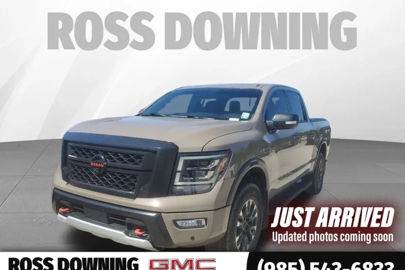 2021 Nissan Titan PRO-4X photo 1