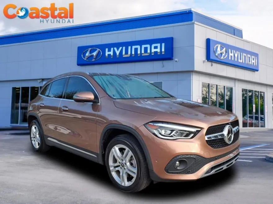 2023 Mercedes Benz GLA 250 photo 1