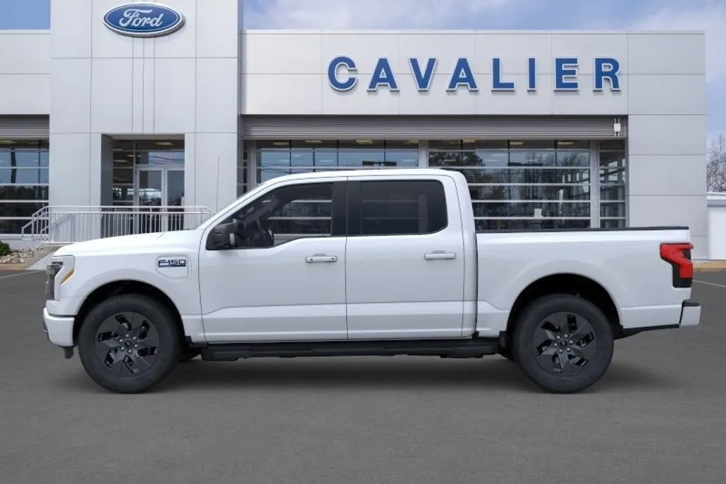 2025 Ford F-150 Lightning photo 1
