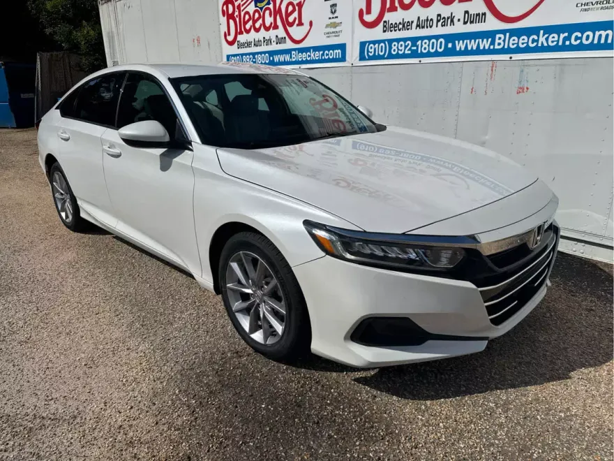 2022 Honda Accord LX photo 1