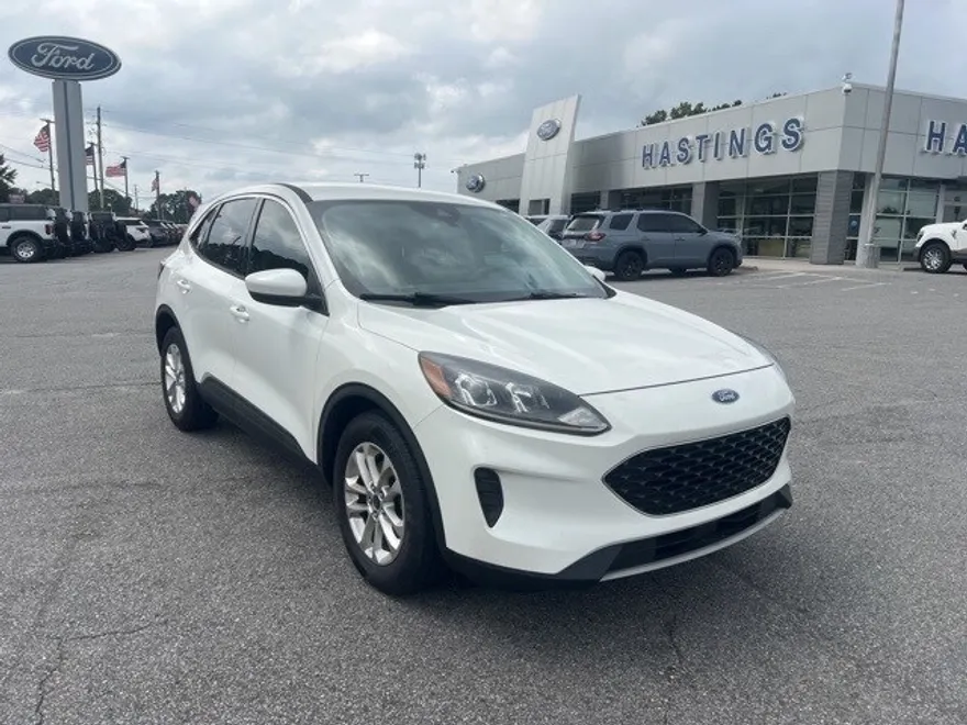 2020 Ford Escape SE photo 1