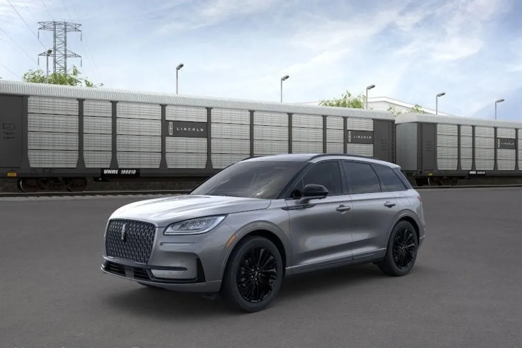2025 Lincoln Corsair Premiere photo 1