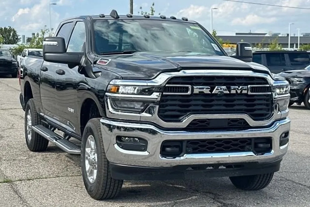 2025 Ram 2500 Big Horn photo 1