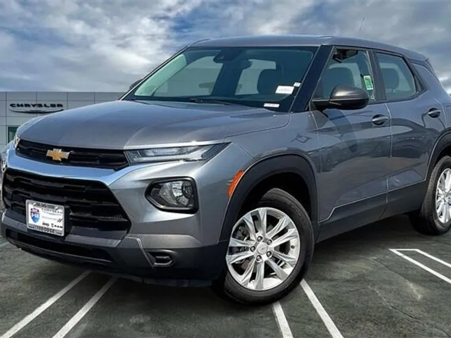 2021 Chevrolet Trailblazer LS photo 1