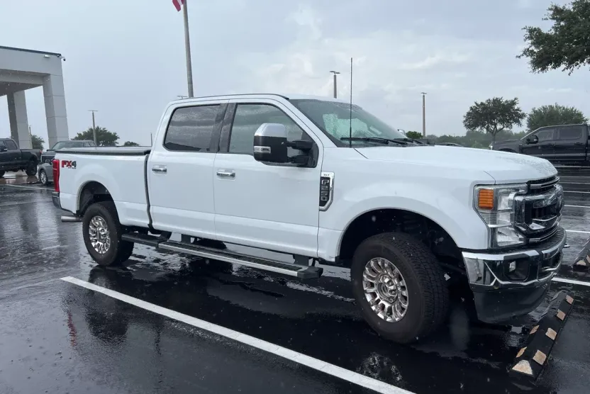2022 Ford F-250 XLT photo 1