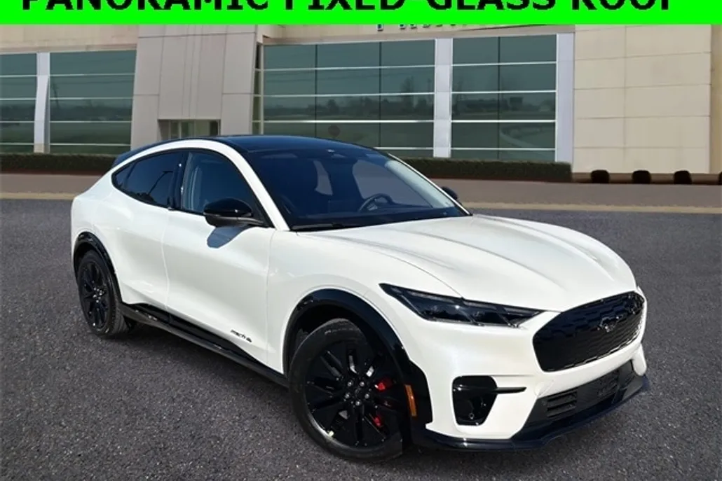 2025 Ford Mustang Mach-E Premium photo 1