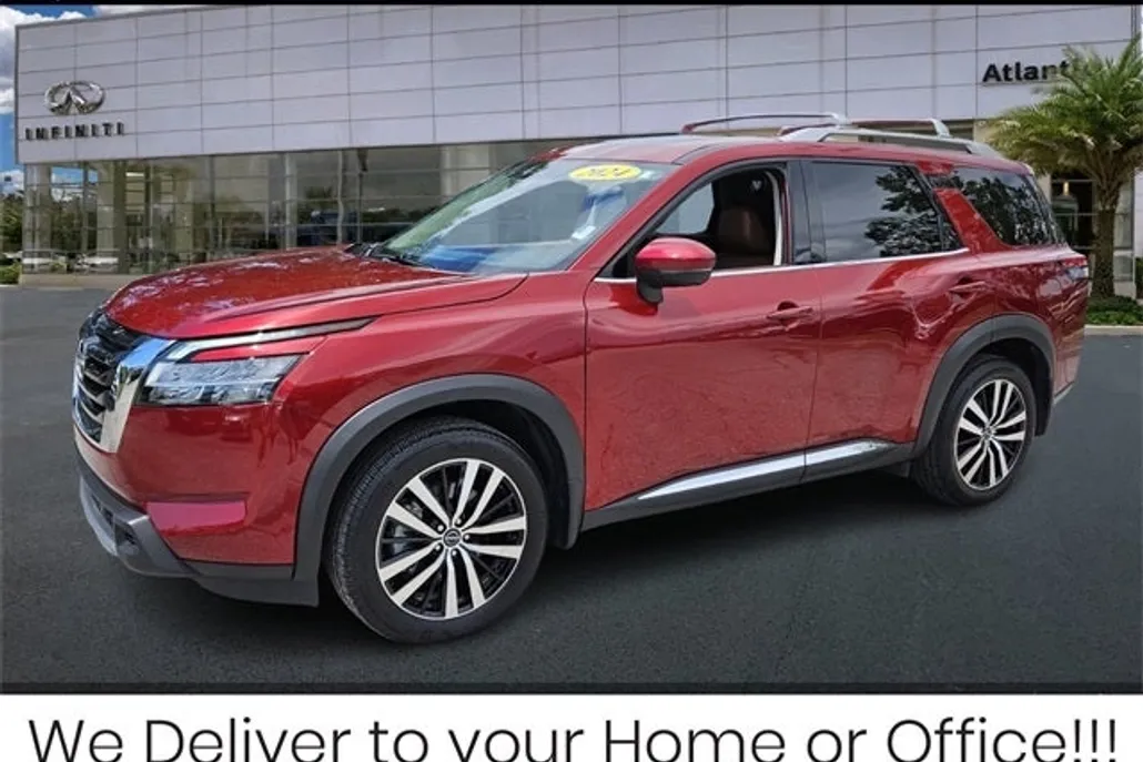 2024 Nissan Pathfinder Platinum photo 1