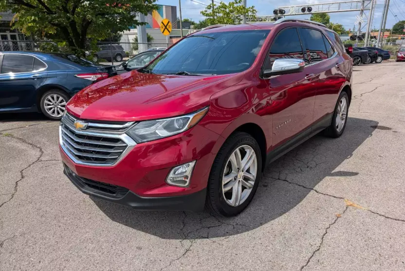 2019 Chevrolet Equinox Premier photo 1