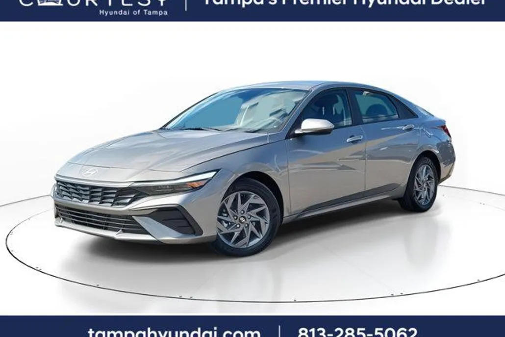 2025 Hyundai Elantra Hybrid SEL Sport photo 1