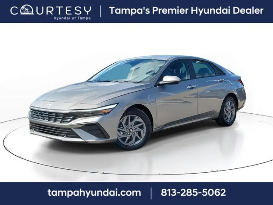 2025 Hyundai Elantra Hybrid SEL Sport photo 1