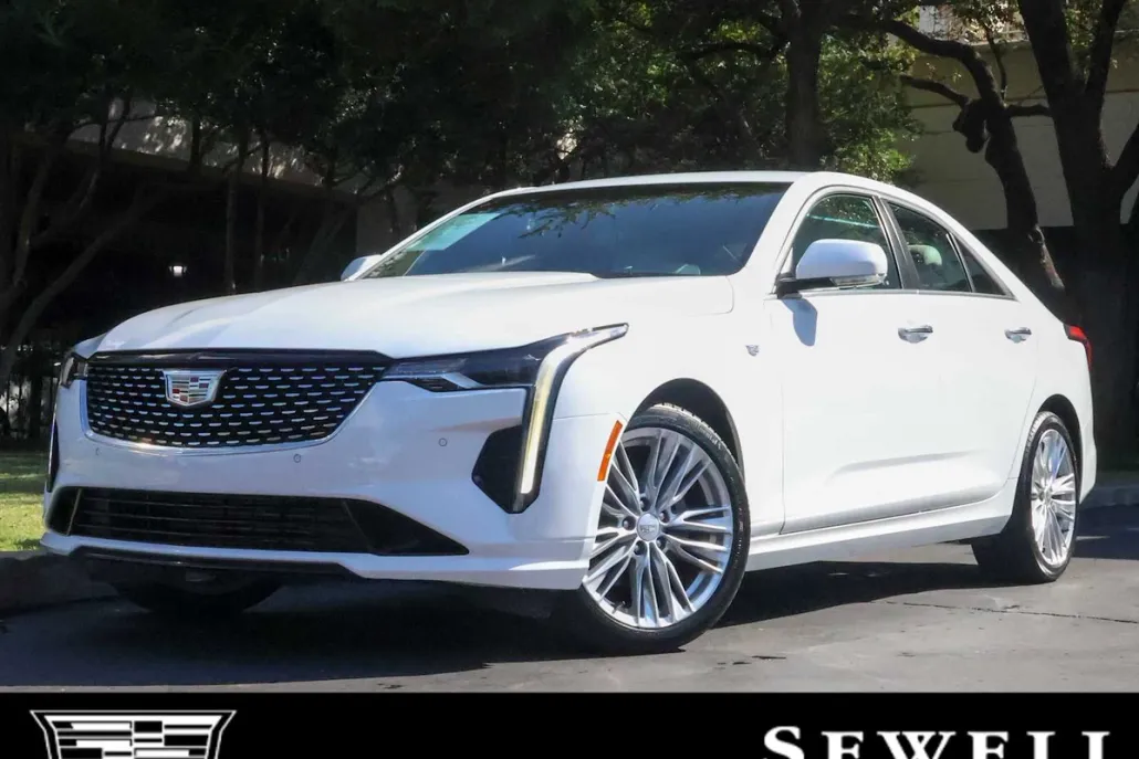2023 Cadillac CT4 Premium Luxury photo 1
