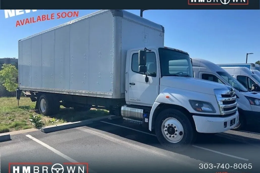 2020 Hino Conventional Type Truck Single Cab photo 1