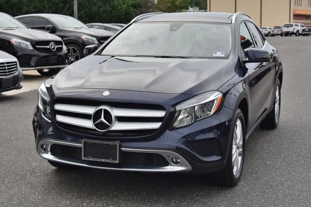 2017 Mercedes Benz GLA 250 4MATIC photo 1
