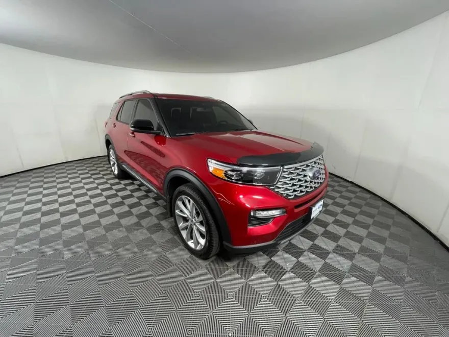 2023 Ford Explorer Platinum photo 1