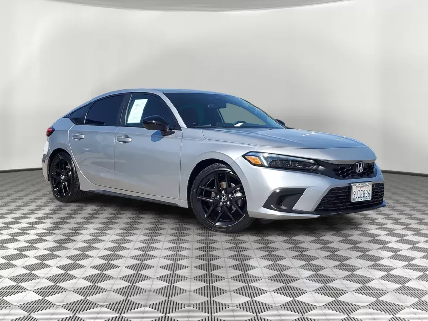 2024 Honda Civic Hatchback Sport photo 1