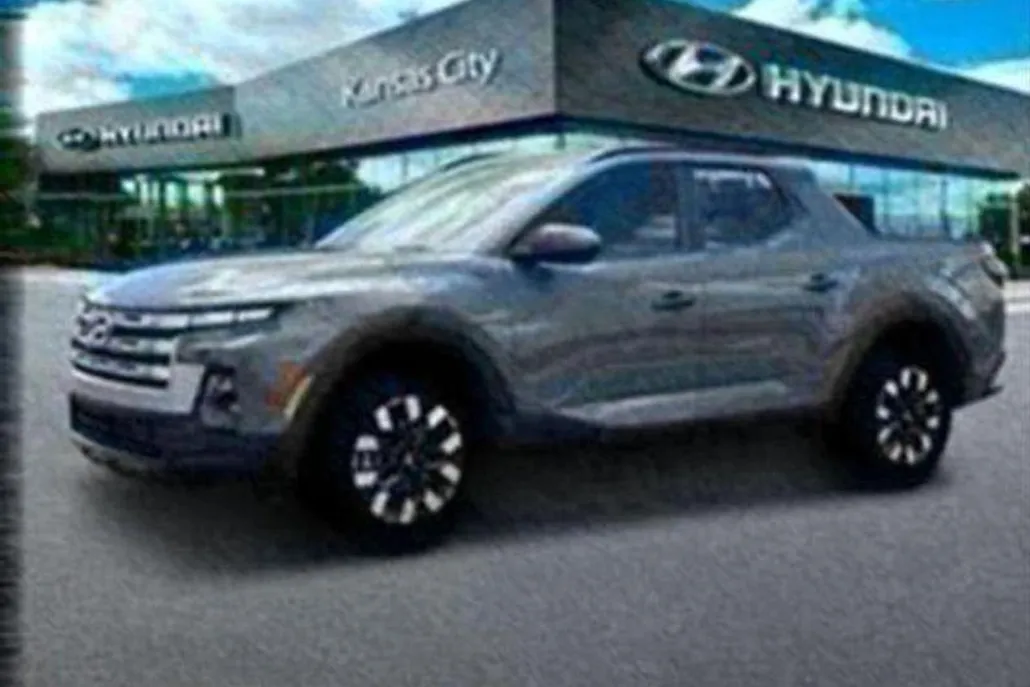 2025 Hyundai Santa Cruz SEL Activity photo 1