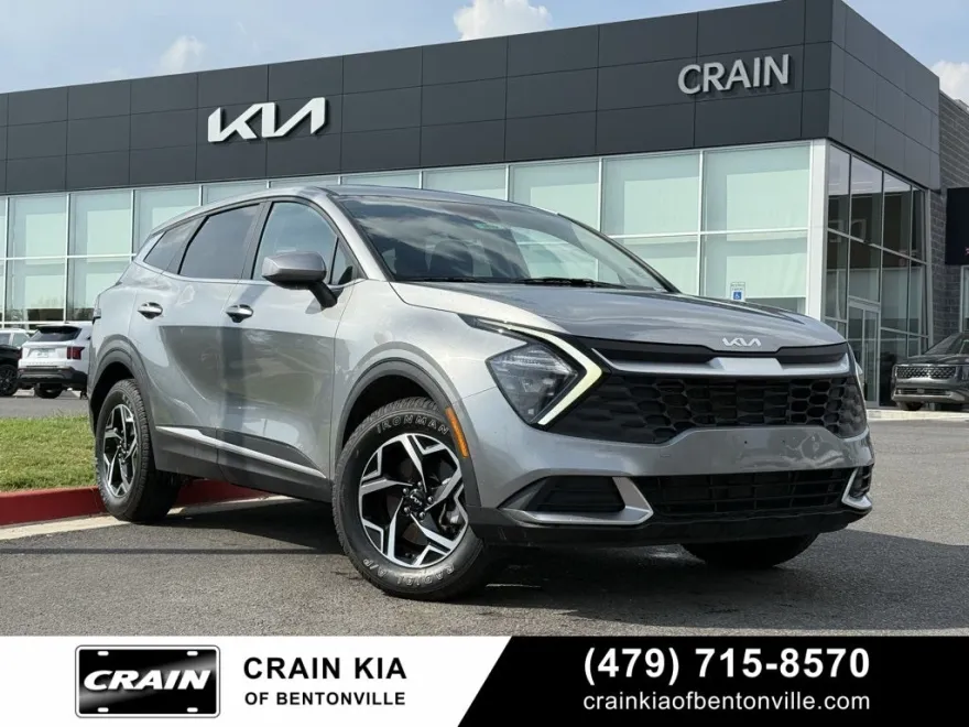 2023 Kia Sportage LX photo 1